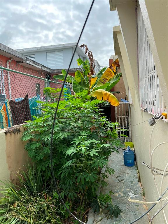 258 H, Bartolome De Las Casas, Santurce, San Juan - 10