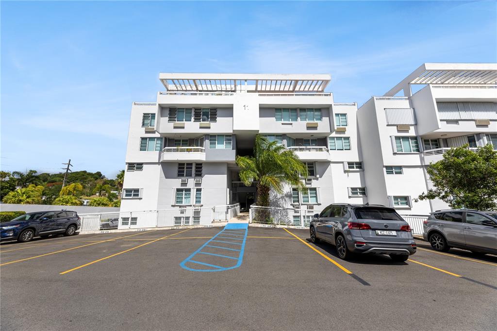 1105, 1105, Ave Juan Carlos De Borbon, Guaynabo - 28