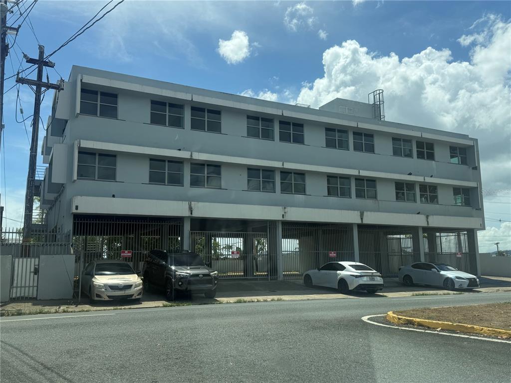 174, Dr. Agustin Stahl, Bayamon - 2