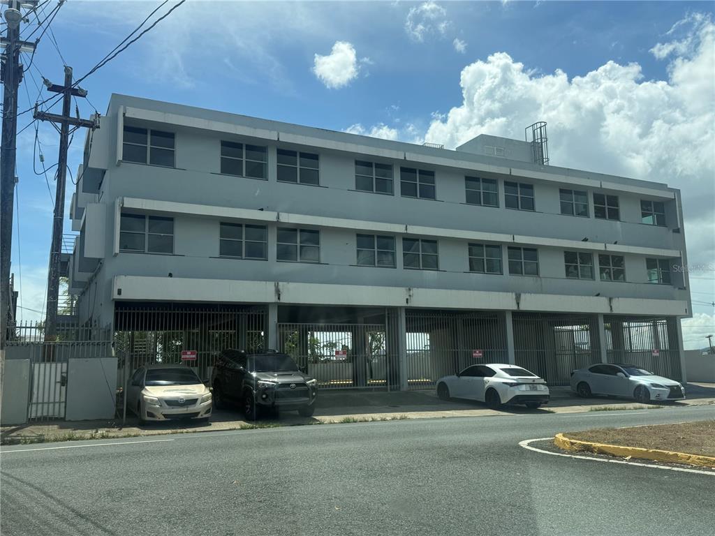 174, Dr. Agustin Stahl, Bayamon - 3