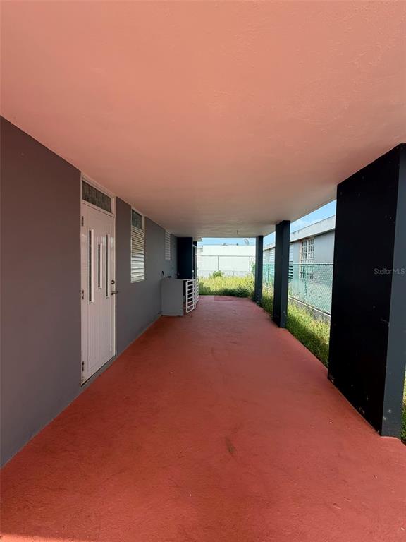 Casa D9, Calle Monarca Urb Paseos Reales, Arecibo - 3