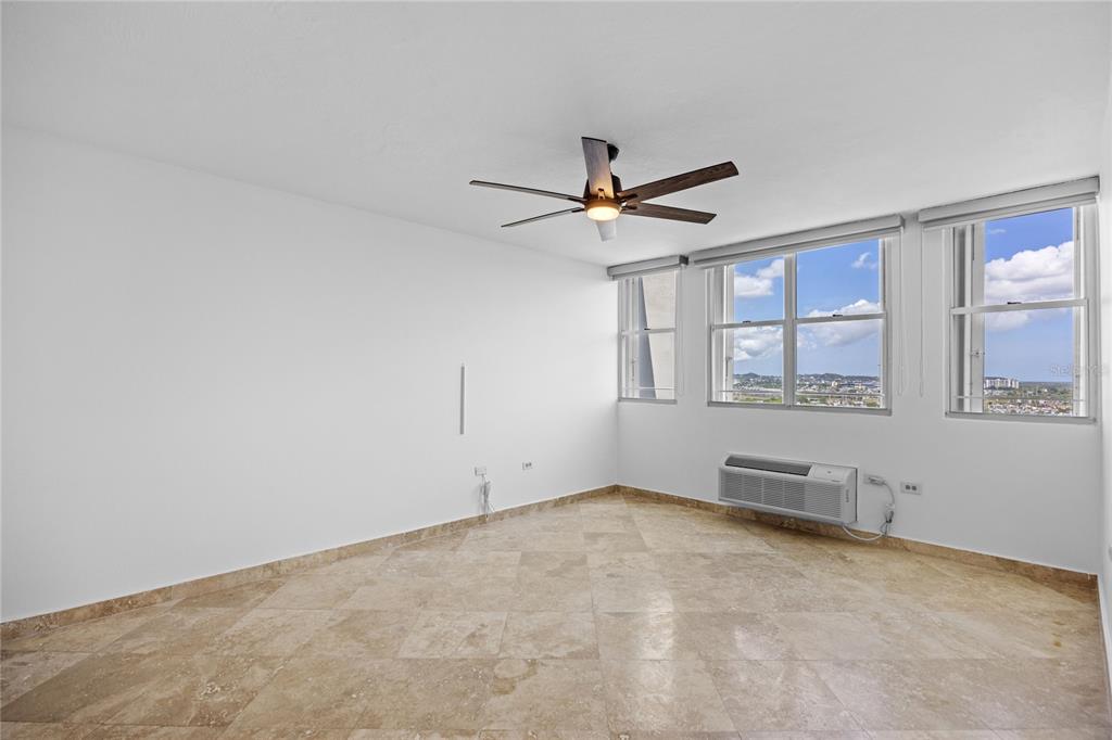 C-PH-D, 146 Ave Santa Ana, Bosque De La Villa De Torrimar, Guaynabo - 11