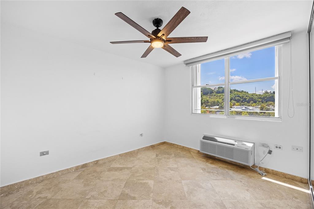 C-PH-D, 146 Ave Santa Ana, Bosque De La Villa De Torrimar, Guaynabo - 15