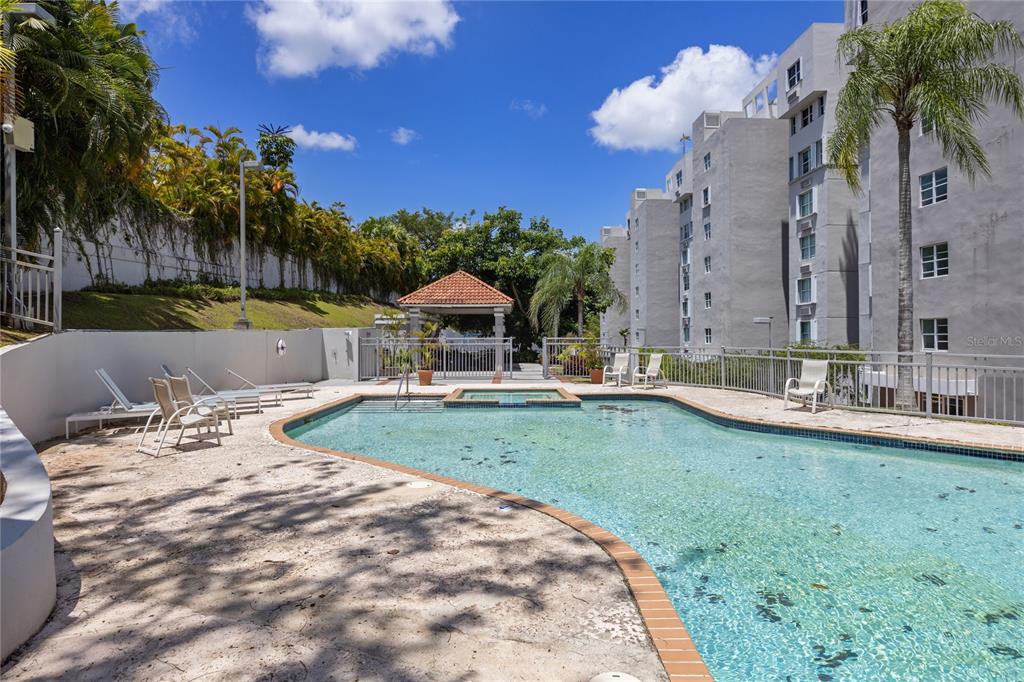 C-PH-D, 146 Ave Santa Ana, Bosque De La Villa De Torrimar, Guaynabo - 21