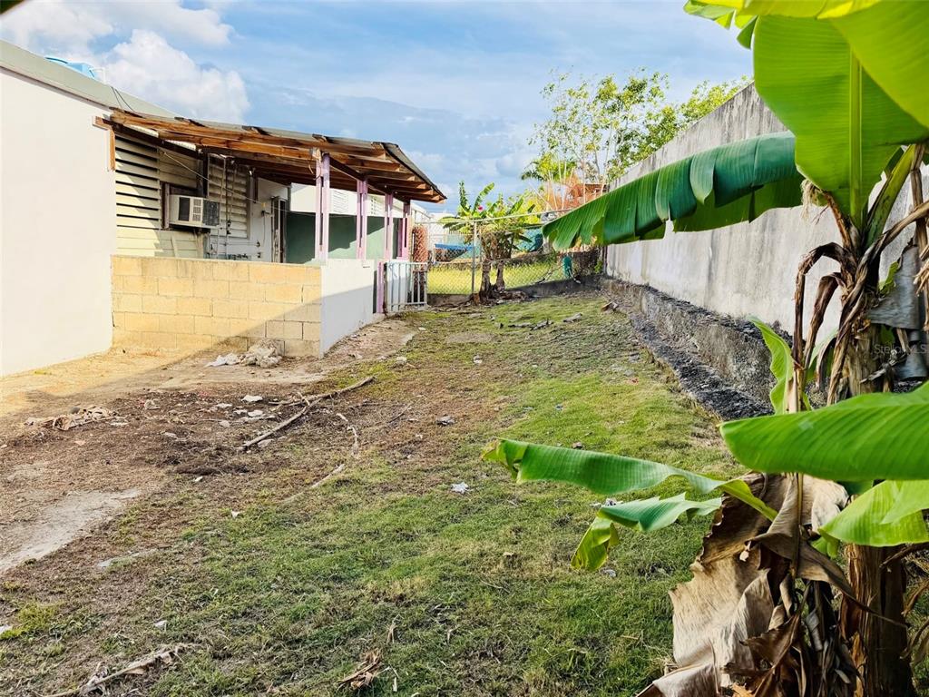 Calle 5 Blq 4 J 21, Villas Del Rey, Caguas - 10