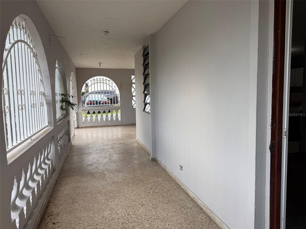 Calle 5 Blq 4 J 21, Villas Del Rey, Caguas - 2