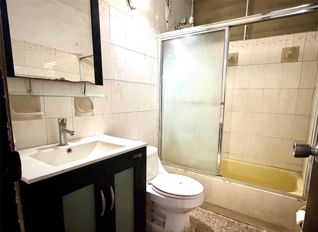 Calle 5 Blq 4 J 21, Villas Del Rey, Caguas - 6