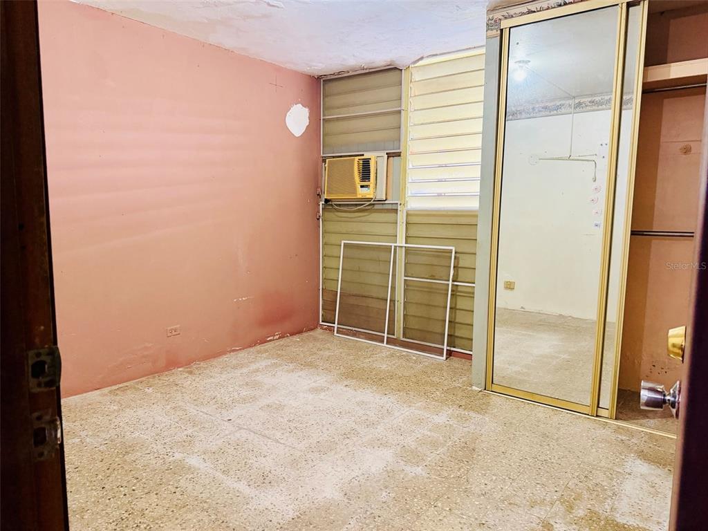 Calle 5 Blq 4 J 21, Villas Del Rey, Caguas - 7