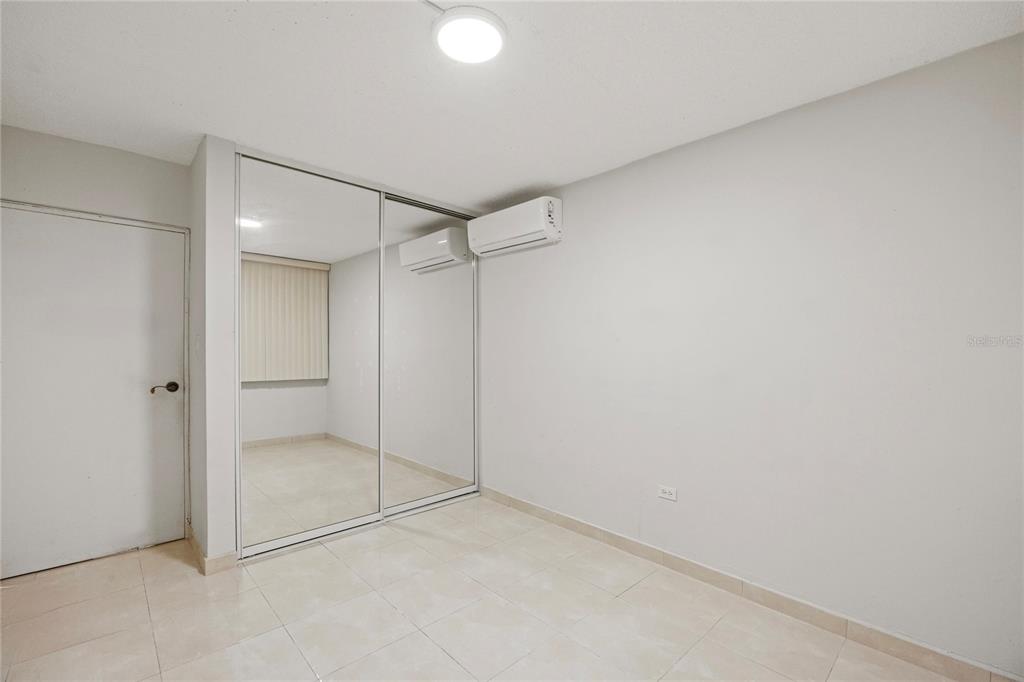 7B1, 7-b-1, Chalets Del Parque, Guaynabo - 13