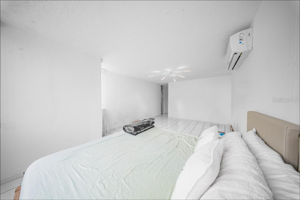 Lf 114, Via Paris, Trujillo Alto - 48
