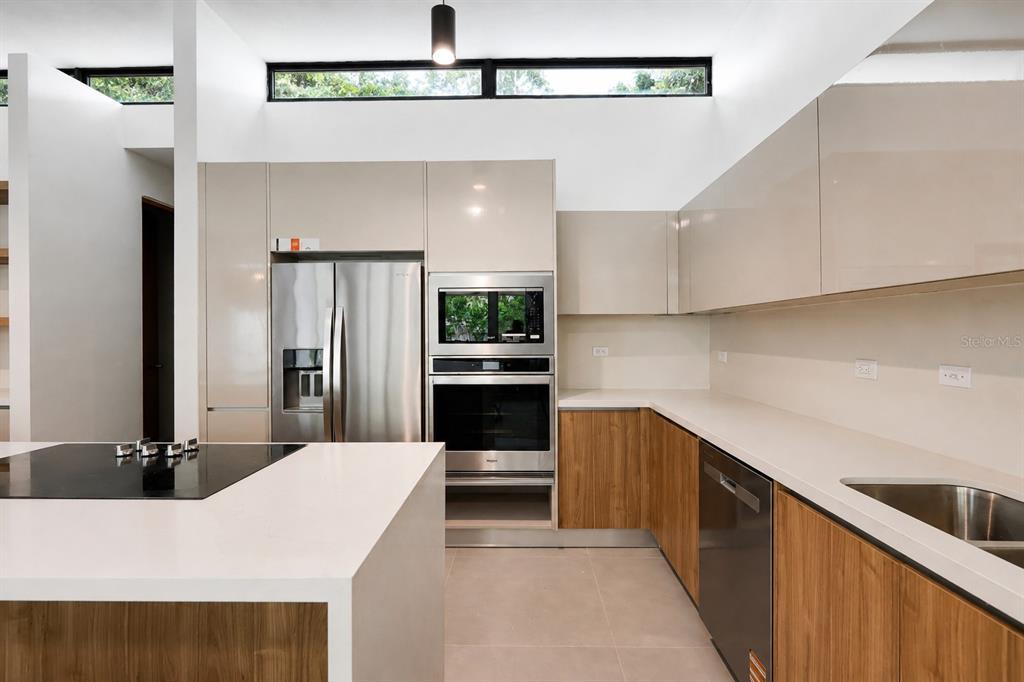 Apatita, Monteazul, Guaynabo - 14