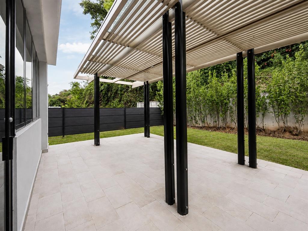 Apatita, Monteazul, Guaynabo - 23