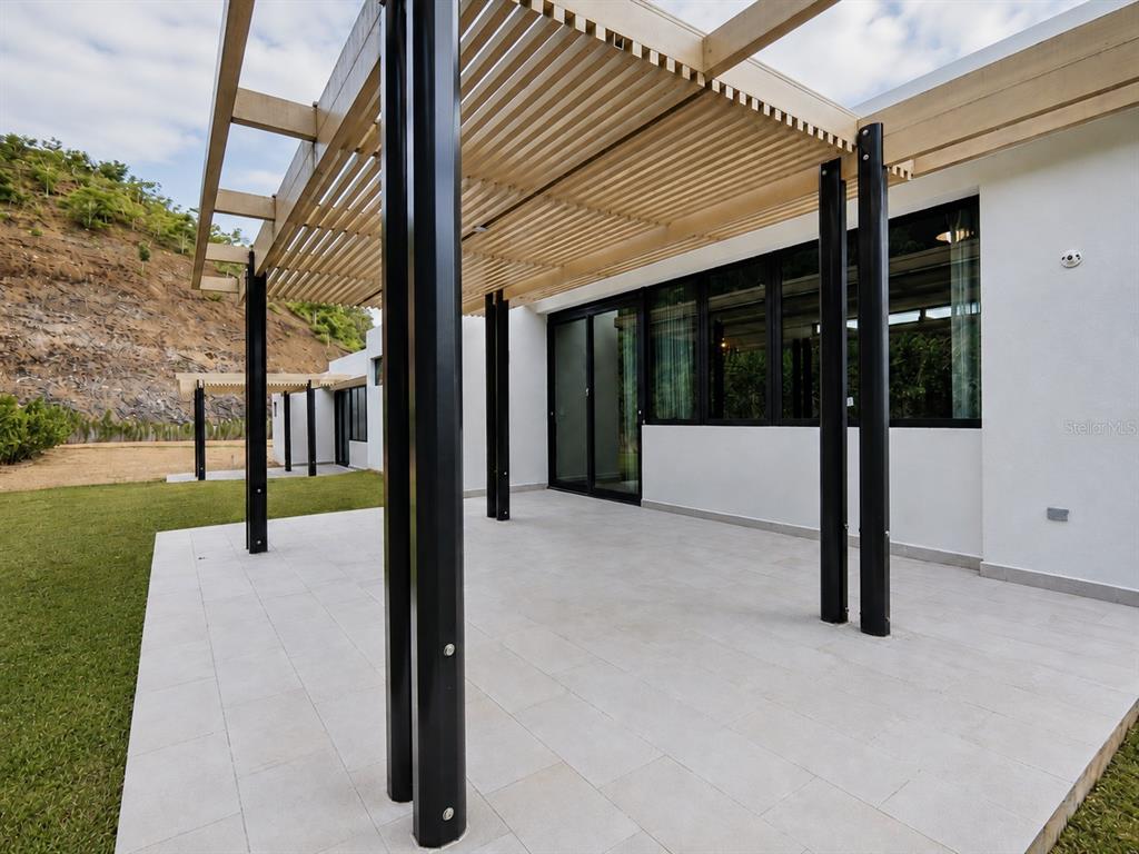 Apatita, Monteazul, Guaynabo - 25