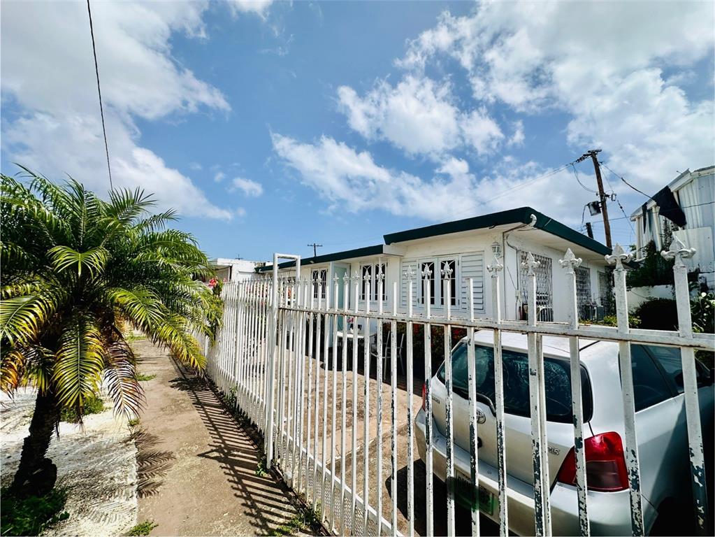 Calle 27 So, Urb. Las Lomas 869, San Juan - 30