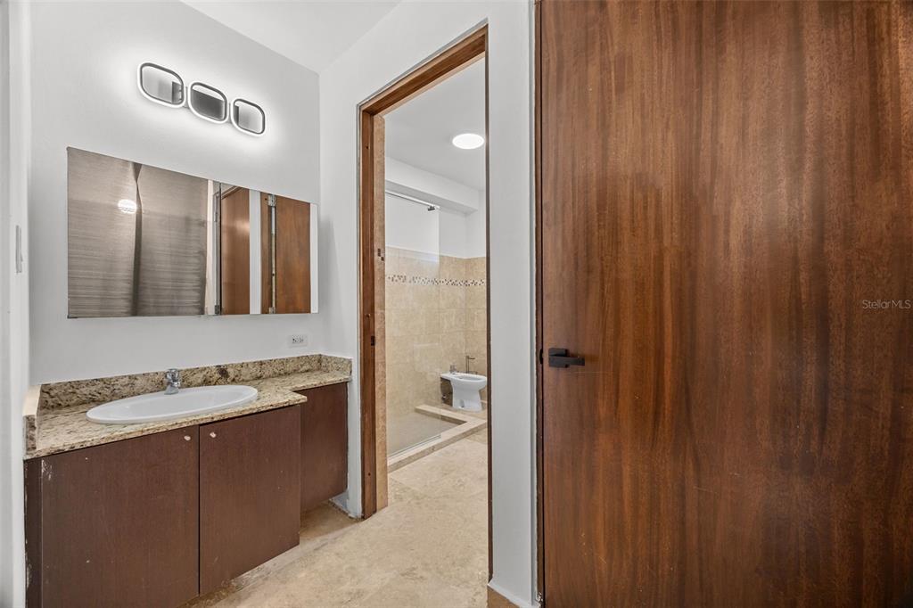 270, Ave. San Ignacio, Guaynabo - 23
