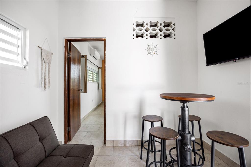 608, Ernesto Cerra, San Juan - 18