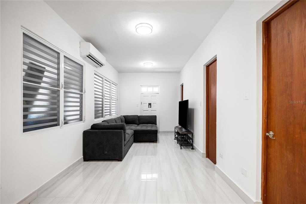 608, Ernesto Cerra, San Juan - 21