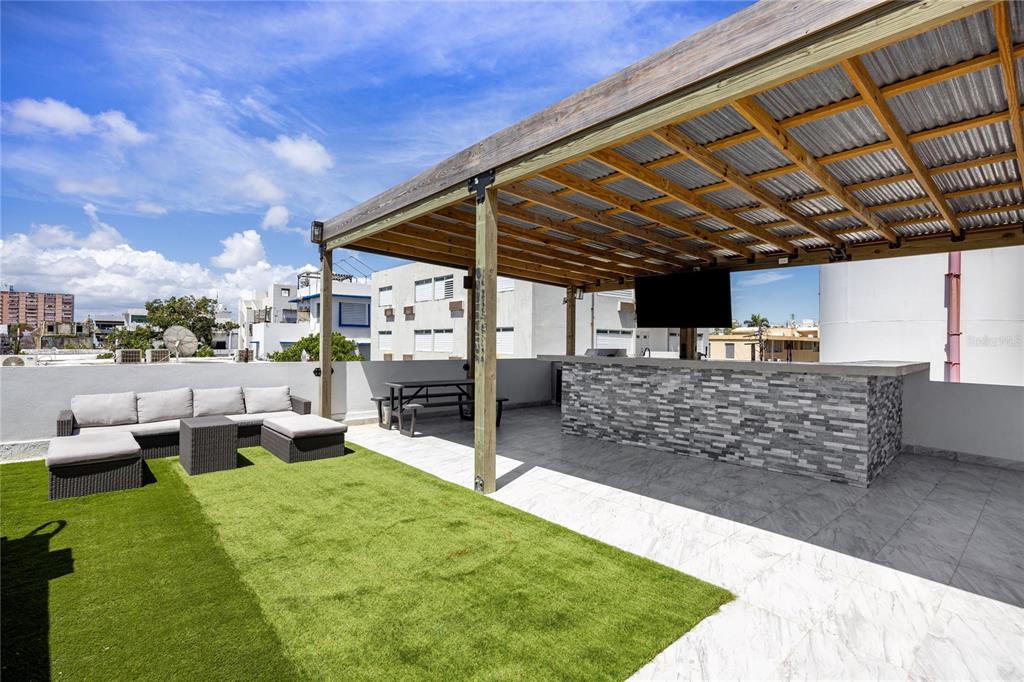 608, Ernesto Cerra, San Juan - 3