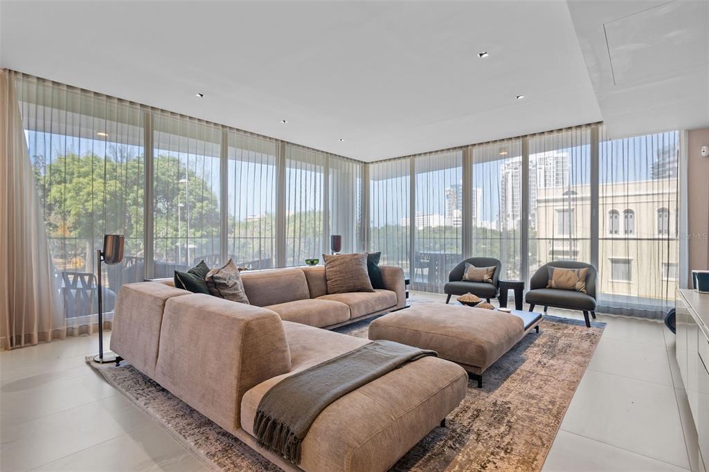 302, 540, Av. De La Constitución, San Juan - 5