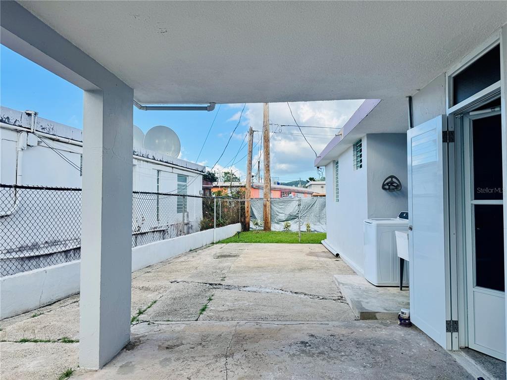 22, Cll Santa Ana, Caguas - 14