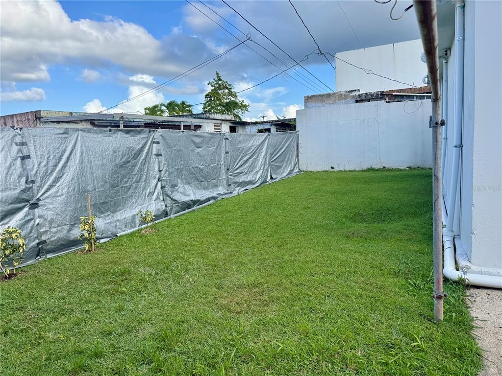 22, Cll Santa Ana, Caguas - 15