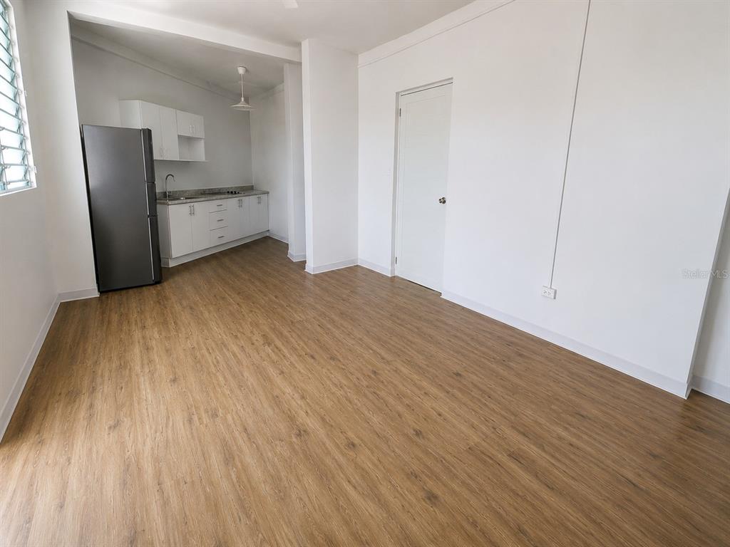 304, 2844, Ave Roosevelt, Ponce - 4