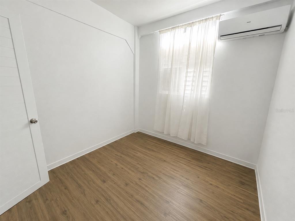 304, 2844, Ave Roosevelt, Ponce - 8
