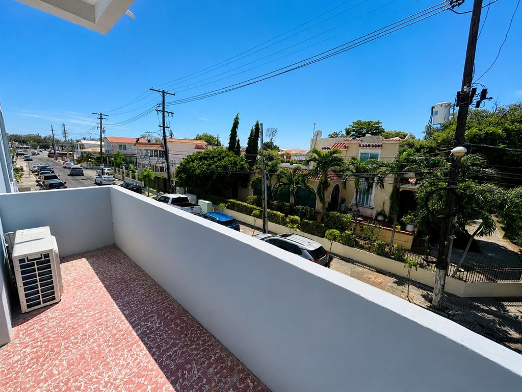 304, 2844, Ave Roosevelt, Ponce - 9
