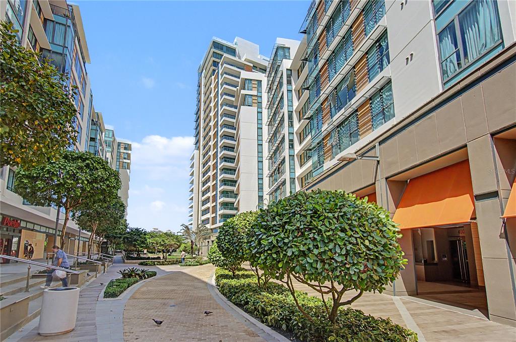 821, 1511, Ponce De Leon, San Juan - 1