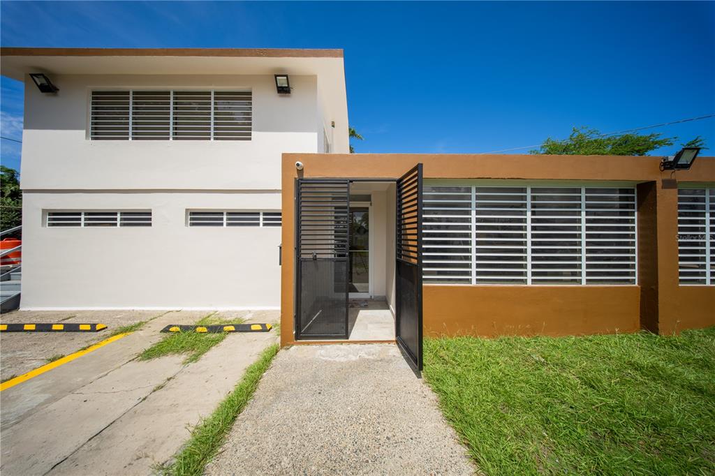 Sr Structures Sr-165, Barrio Palmas, Catano - Edificio en Venta | Findit